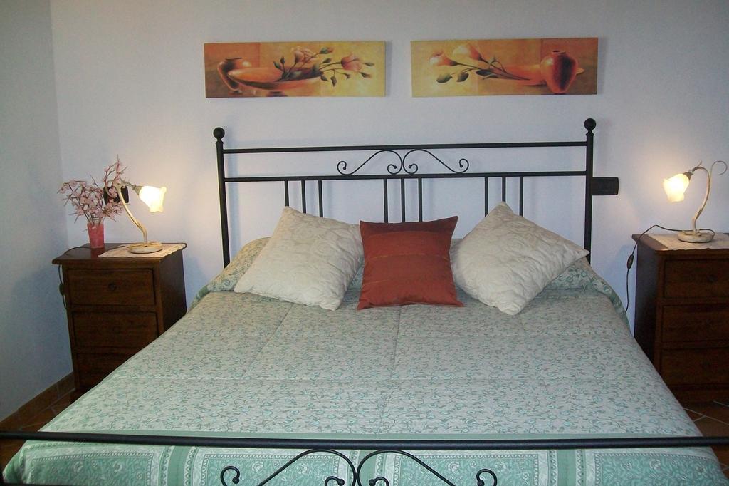 Apartmán La Casa Del Borgo Beverino Pokoj fotografie
