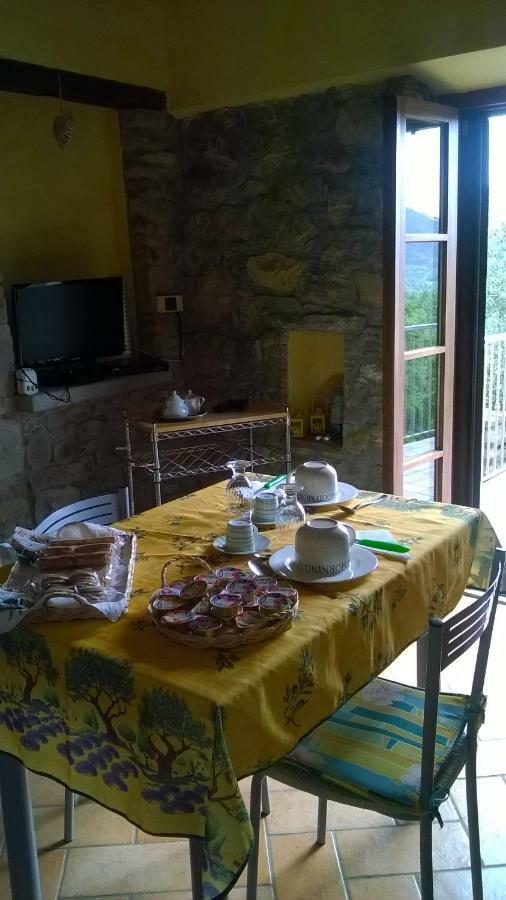 Apartmán La Casa Del Borgo Beverino Exteriér fotografie